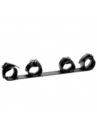Черная распорка с манжетами для рук и ног Deluxe Rigid Spreader Bar - XR Brands - купить с доставкой в Сыктывкаре